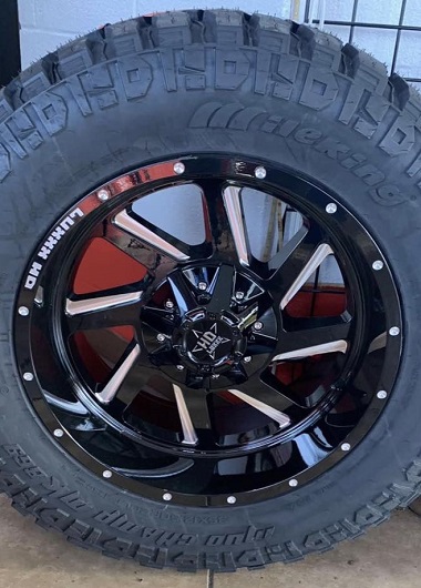 one of the custom wheels at K & G Tires & Accessories 